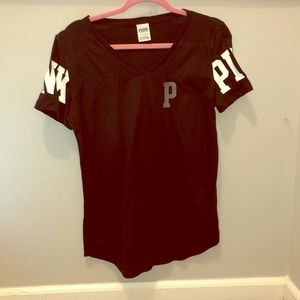 Victoria’s Secret Pink tee